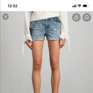 Only worn twice! ALL SAINTS Pam Shorts size 25.
